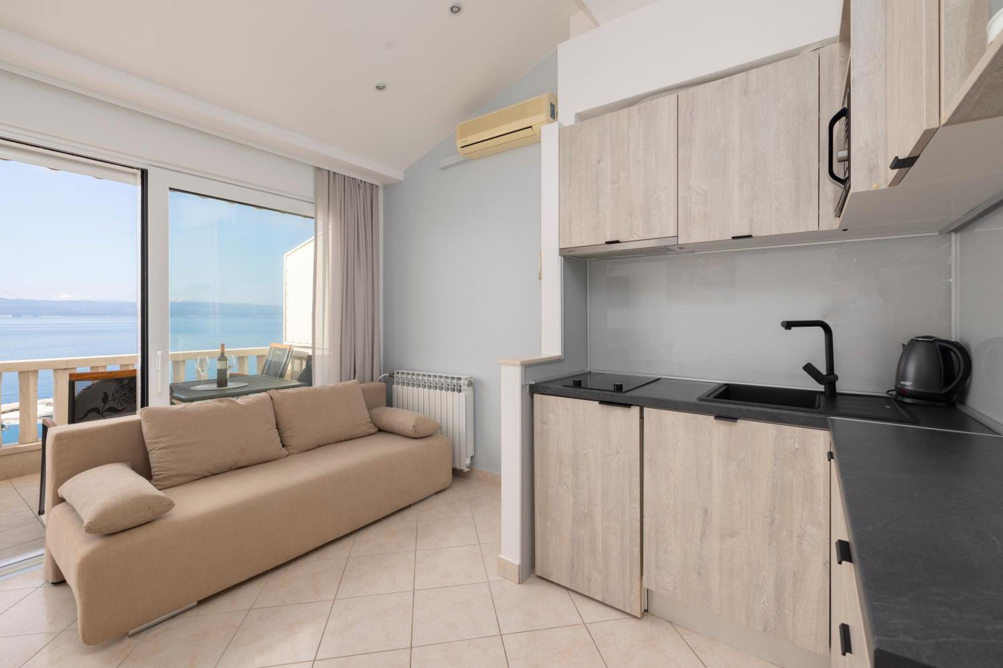 Apartmans Lale Brela Exterior foto
